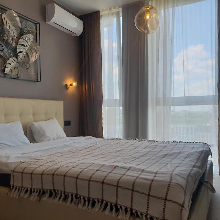 Nyvky Like Home - Fayna Town - Apt 398 كييف المظهر الخارجي الصورة