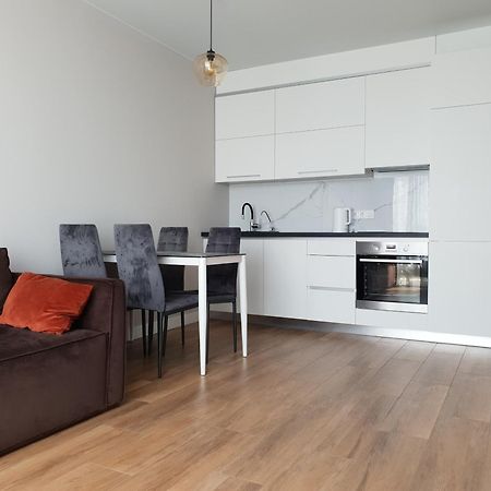 Nyvky Like Home - Fayna Town - Apt 398 كييف الغرفة الصورة